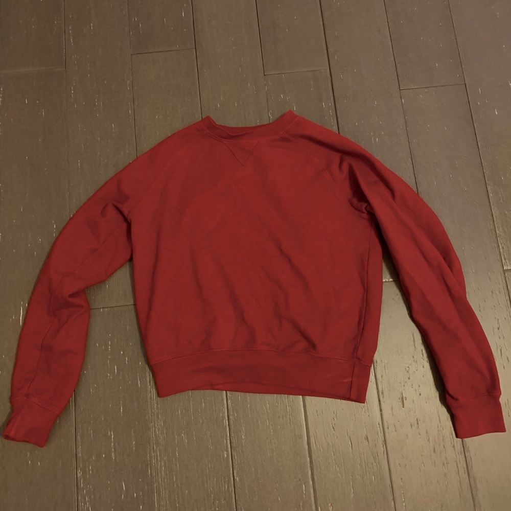 Red crewneck